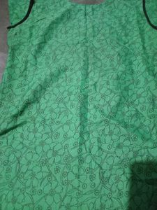Embroidered Green Kurta