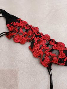 Elegant Red &amp; Black Floral Lace Bra