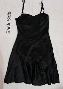 Elegant Black Ruffled Midi Dress