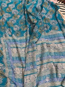 Beautiful Floral Print Saree