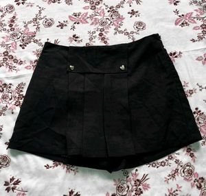 Black Pleated Skirt Style shorts