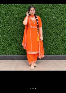 Embroidered Green Silk suit