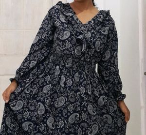 Flared Midi Dress👗