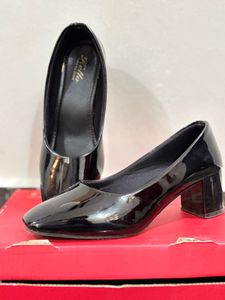 Women Pointed Toe Block Pumps!!