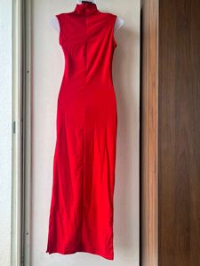 Red Ruched High-Neck Slit Maxi Dress(small)