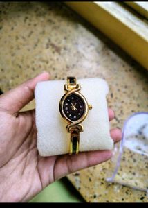 NEW Elegant Women's Watch