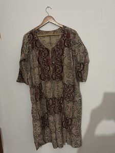 Elegant Paisley Print Kurta