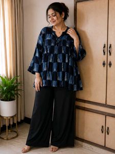 Women's Blue & Black Checked Printed Top | Size L