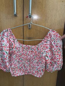 Chic Floral Puff Sleeve Top