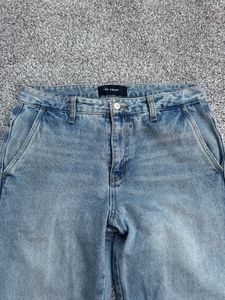 Light Wash Relaxed Fit Jeans