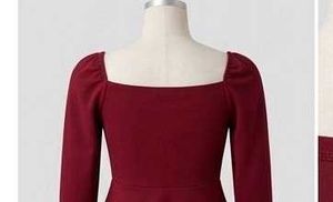 Maroon Square Neck Puff Sleeve Top