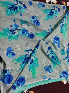 Beautiful Floral Print Saree
