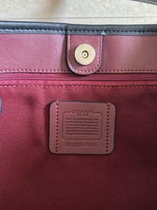 Coach City Tote in Signature Canvas (Charcoal/Blac