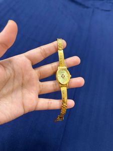 Elegant Gold Sonata Women's Watch