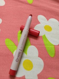 Powerful Red lipstick matte