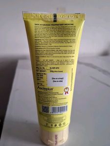 Sniss EXE Herbal Face Wash (100g) | Wit