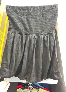 Chic Black Smocked Peplum Tube Top