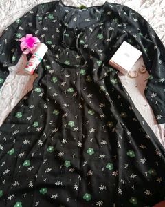 Sale!!! Ditsy Floral Dress
