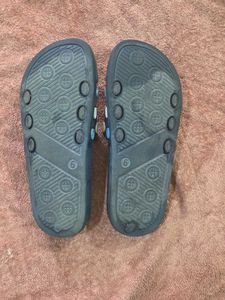 Cute Button Detail Flip Flops