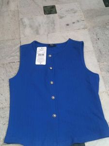 Blue Button-Up Sleeveless Top