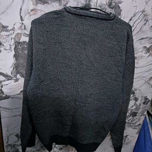Men's🅰️ V-Neck Sweater