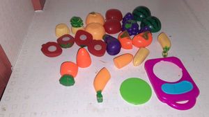 Pack Of 12 Toys Fruit And Vegetables 1 Half Grapes