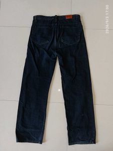Knee Rip Distressed Dark Wash Jeans