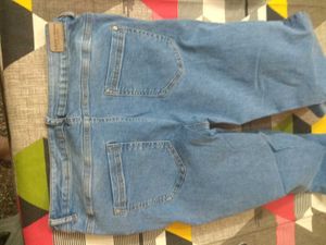 Light Wash Denim Jeans