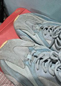 Adidas Yeezy 700 Inertia