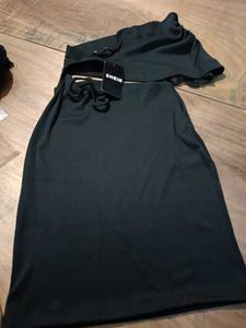 Chic Black One-Shoulder Mini Dress