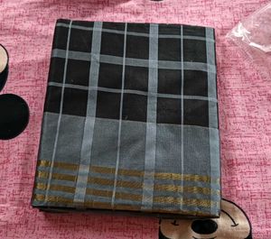 Black &amp; Grey Checked Saree