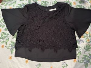 Black Lace Short Sleeve Top