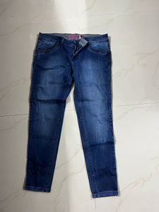 New Never Used Recap Navy Blue Jeans