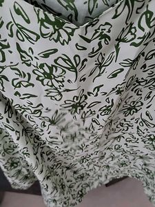 Floral Print Green Top
