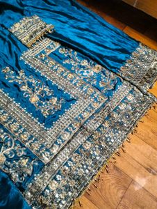 😍Stunning Teal Embroidered Kurta Set