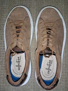 Almost new Clarks leather sneakers