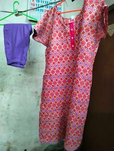 Comfortable Printed kurta and leggins.