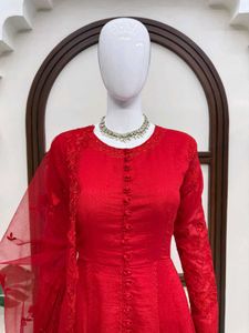 Stunning Red Embroidered Kurta Set with Dupatta