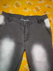 Stylish Grey Washed Jeans
