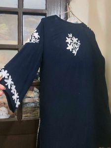Elegant Black &amp; White Embroidered Kurti Set