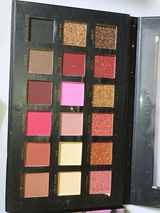 Eyeshadow 18 Colors Nude And Rose Gold Edition