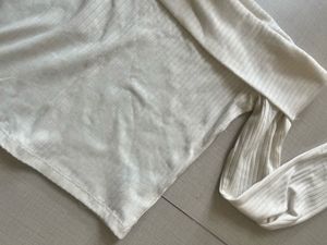 Off-Shoulder Ribbed Crop Top