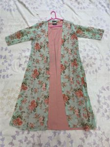 Floral Print Maxi Dress with Cape