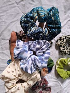 Scrunchies 10