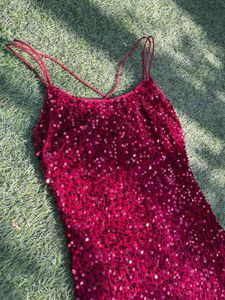 beautiful sequin marroon dress- size Small