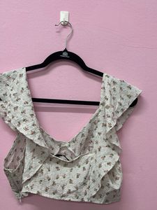 Charming Floral Print Crop Top