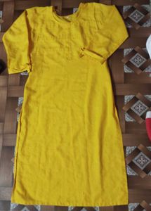 women's yellow kurti