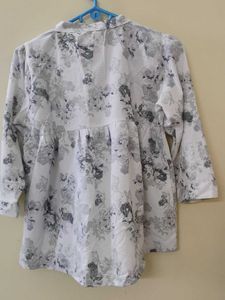 floral off white top casual wear