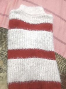 highneck woolen  sweater for women