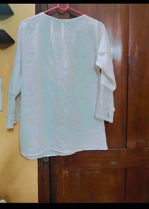 Classic White Top With Flared Net Hands